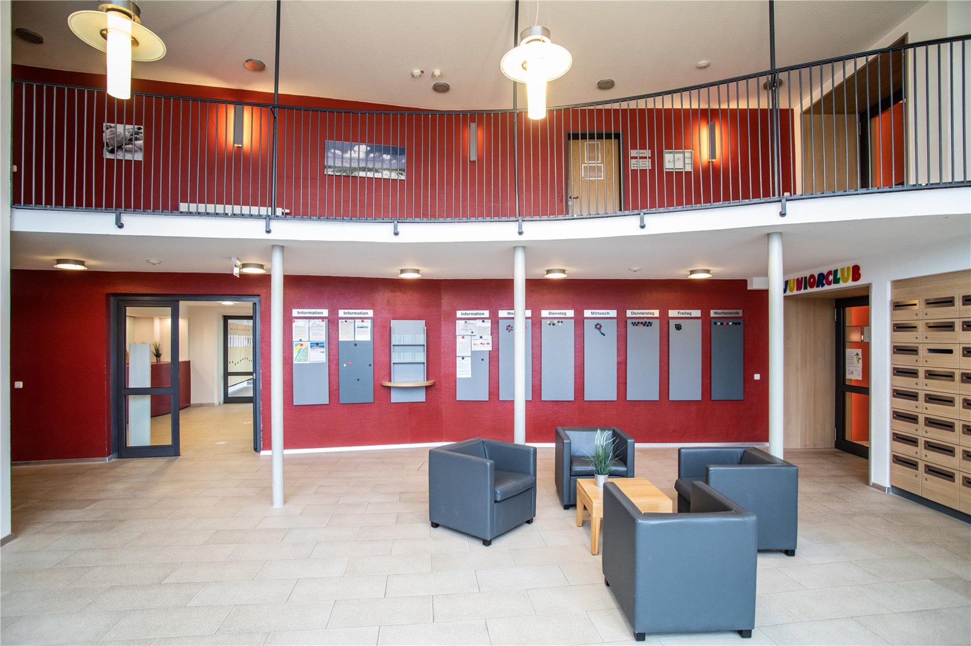 Leitung und Verwaltung